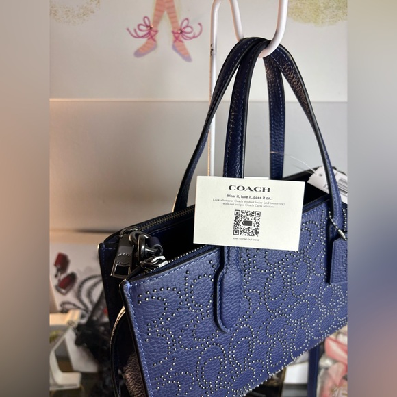 Coach Blue Textured Crossbody Bag with Adjustable Strap - Picture 5 of 15